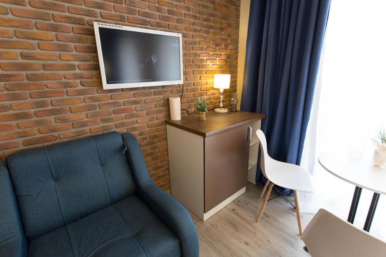New Apartments In The Centre - Kuznechna Str. 26/3 คาร์คิฟ ภายนอก รูปภาพ